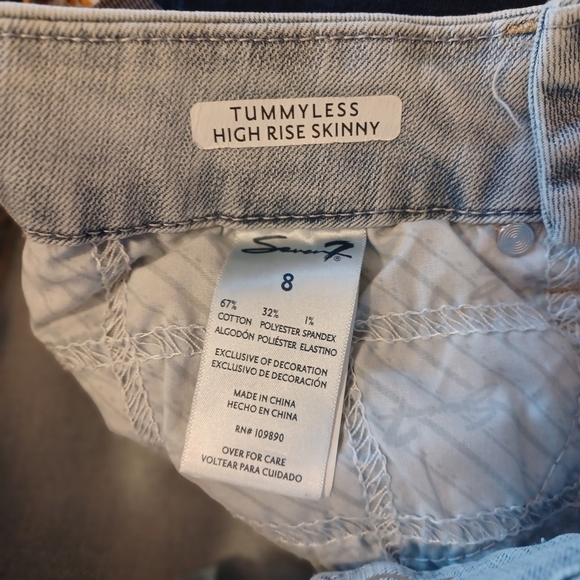 Seven7 Women's High Rise Jeans - Light Blue - Picture 6 of 7